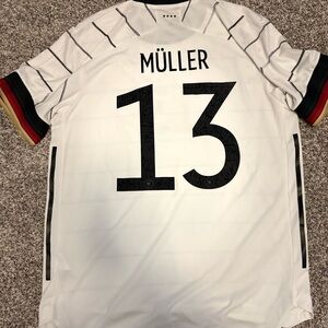 EH6104 XL Adidas Germany Authentic 2020 Home Soccer Jersey Men's Muller